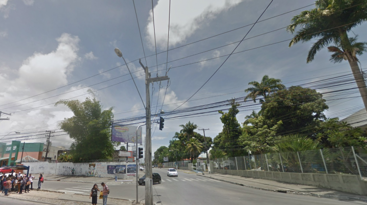 Tortura? Mulher tem cabelo cortado à faca em Maceió