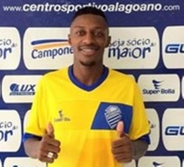 Ex-atacante do CSA perde a luta contra o câncer e morre aos 26 anos