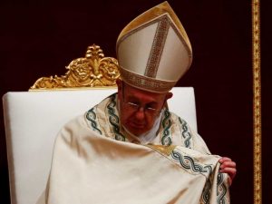 Papa aceita renúncia de bispos chilenos por escândalo de abuso sexual