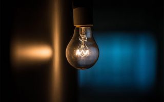 Conta de energia deve subir 25,7% em um ano, aponta pesquisa