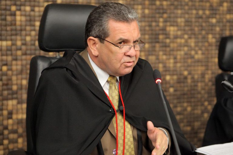 Após absolvição Washington Luiz deve retornar de imediato ao TJ