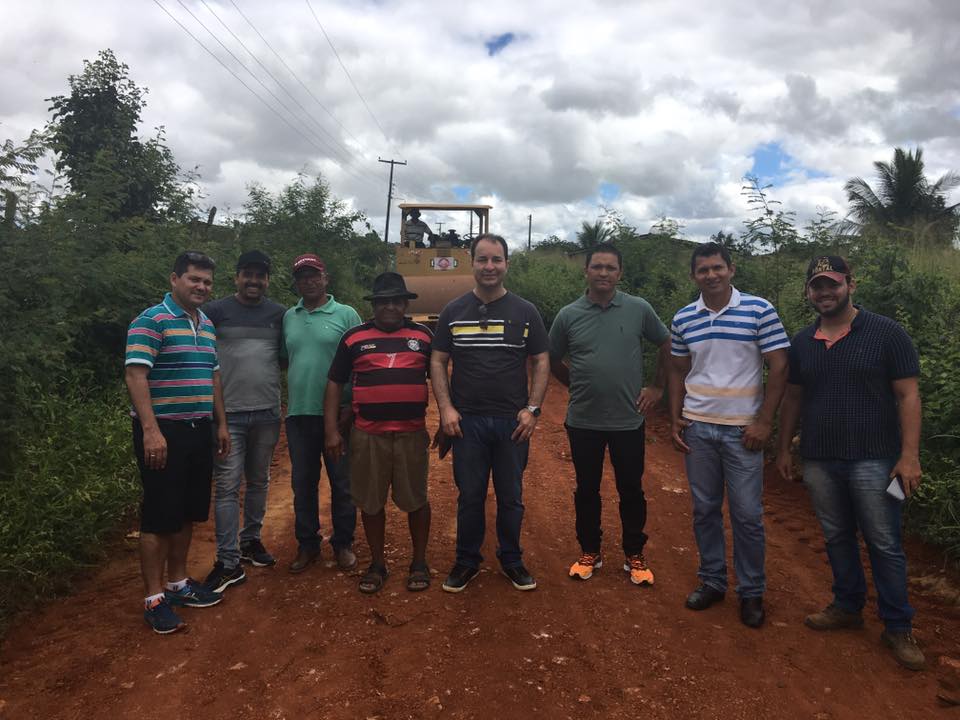 Prefeito Oliveiro Torres anuncia recuperação de 50 km de estradas em Igaci