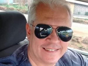 Professor passa mal, sofre acidente de carro e morre em Arapiraca