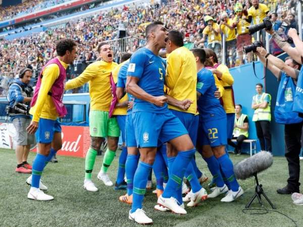 Brasil vence a Costa Rica por 2 a 0 com gols nos acréscimos