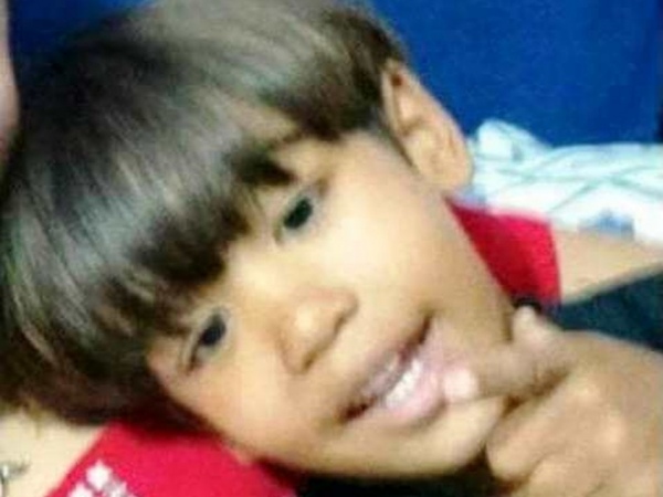 Criança de 7 anos é degolada em brincadeira de pipa com cerol em SP