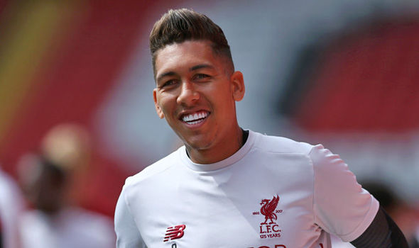 Firmino paga rodada de chope para 200 pessoas em restaurante Japonês de Maceió