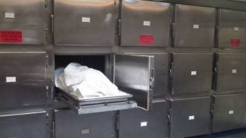Mulher declarada morta é encontrada com vida em necrotério