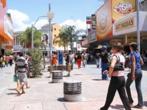 Confira o que abre e fecha nesta sexta-feira, dia do jogo do Brasil