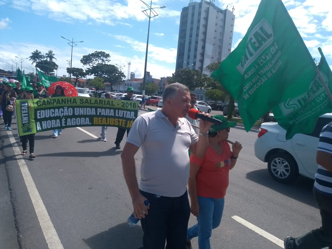 Justiça concede liminar para impedir grevistas de ocuparem prédios públicos municipais