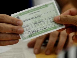 Proporção de eleitores adolescentes sobe pela 1ª vez desde 2006