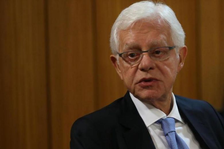 Moreira Franco diz que vai pedir adiamento de obras da Petrobras para evitar alta na conta de luz