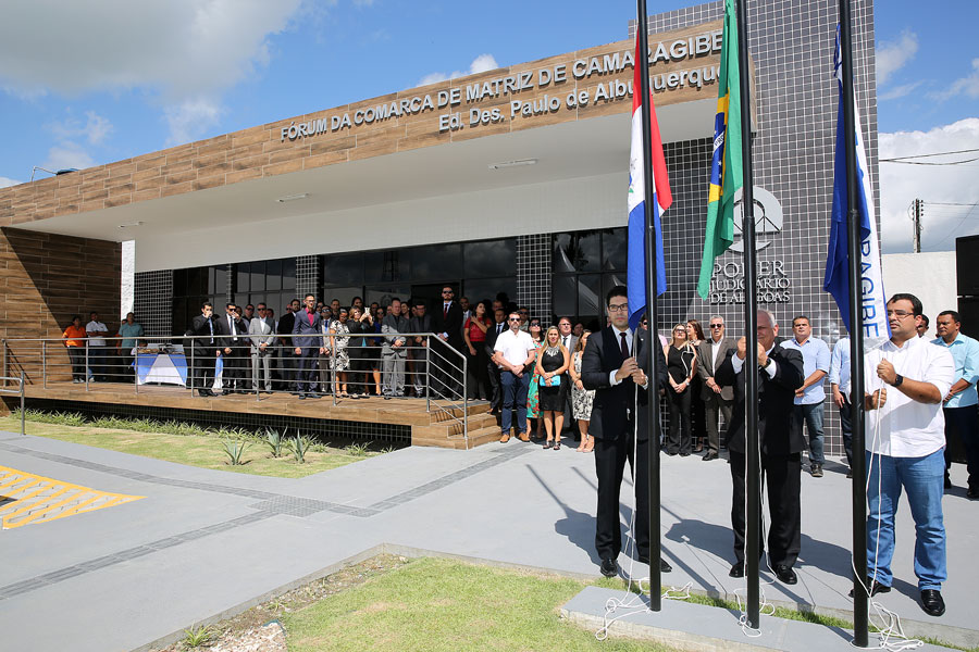 TJ entrega fórum reformado para população de Matriz de Camaragibe