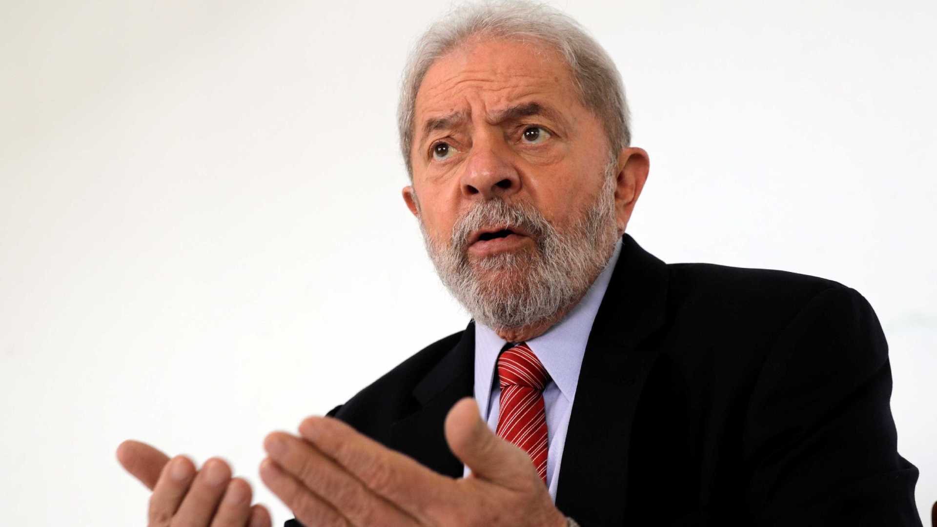 Supremo volta a discutir liberdade de Lula em setembro