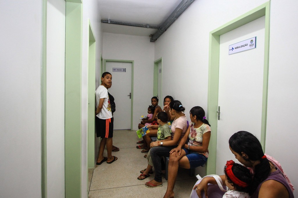 Com greve de servidores, população tem dificuldade para se vacinar em Maceió