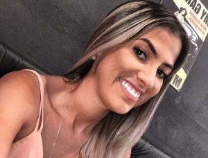Jovem é morta a tiros quando ia buscar bolo de aniversário da mãe no ES