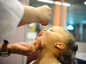 Vacinação contra sarampo e pólio começa hoje