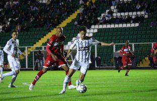 CRB segura empate com o Figueirense e deixa 21 pontos