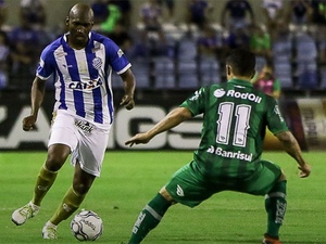 CSA participa de treino final com time escalado para enfrentar o Goiás