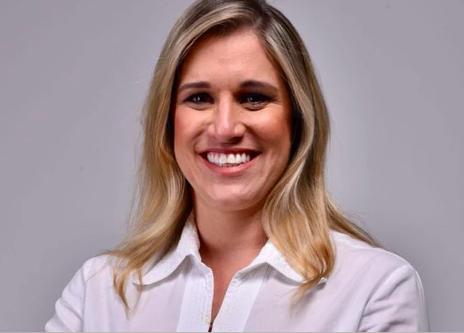 Filha de ex-deputado desiste de ser candidata à ALE