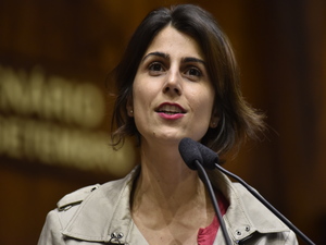 PCdoB oficializa candidatura de Manuela D’Ávila