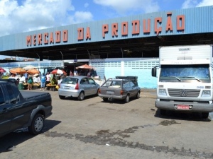 Confira o horário de funcionamento dos mercados públicos nesta segunda-feira