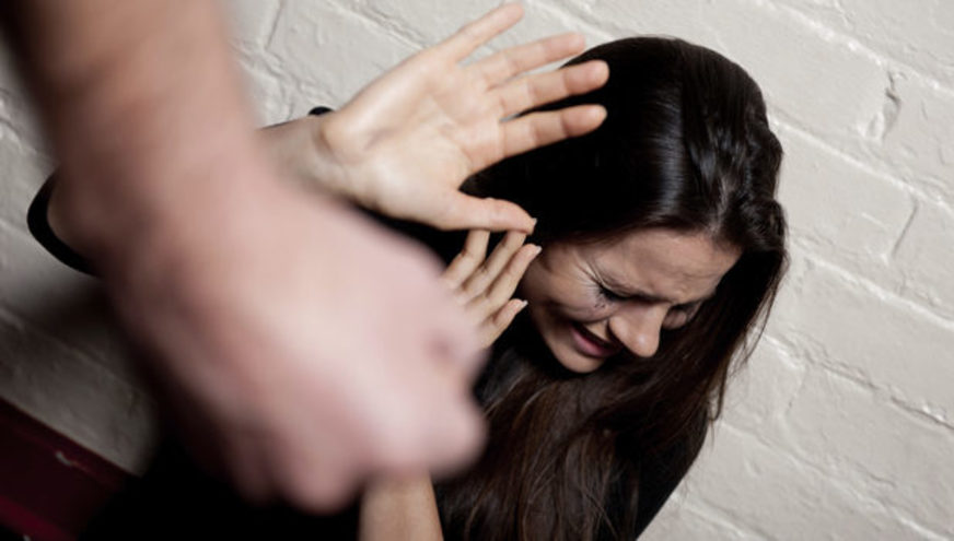 Mulher é agredida pelo marido em Fernão Velho