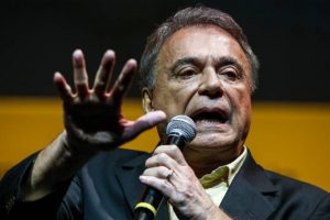 Em baixa, Alvaro Dias critica pesquisas eleitorais e culpa ‘sistema’