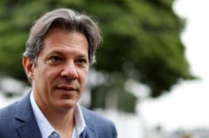 Haddad assume liderança na corrida presidencial