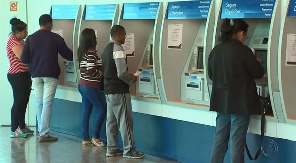 Mais de 260 mil trabalhadores têm direito ao abono salarial PIS-Pasep 2017 em AL