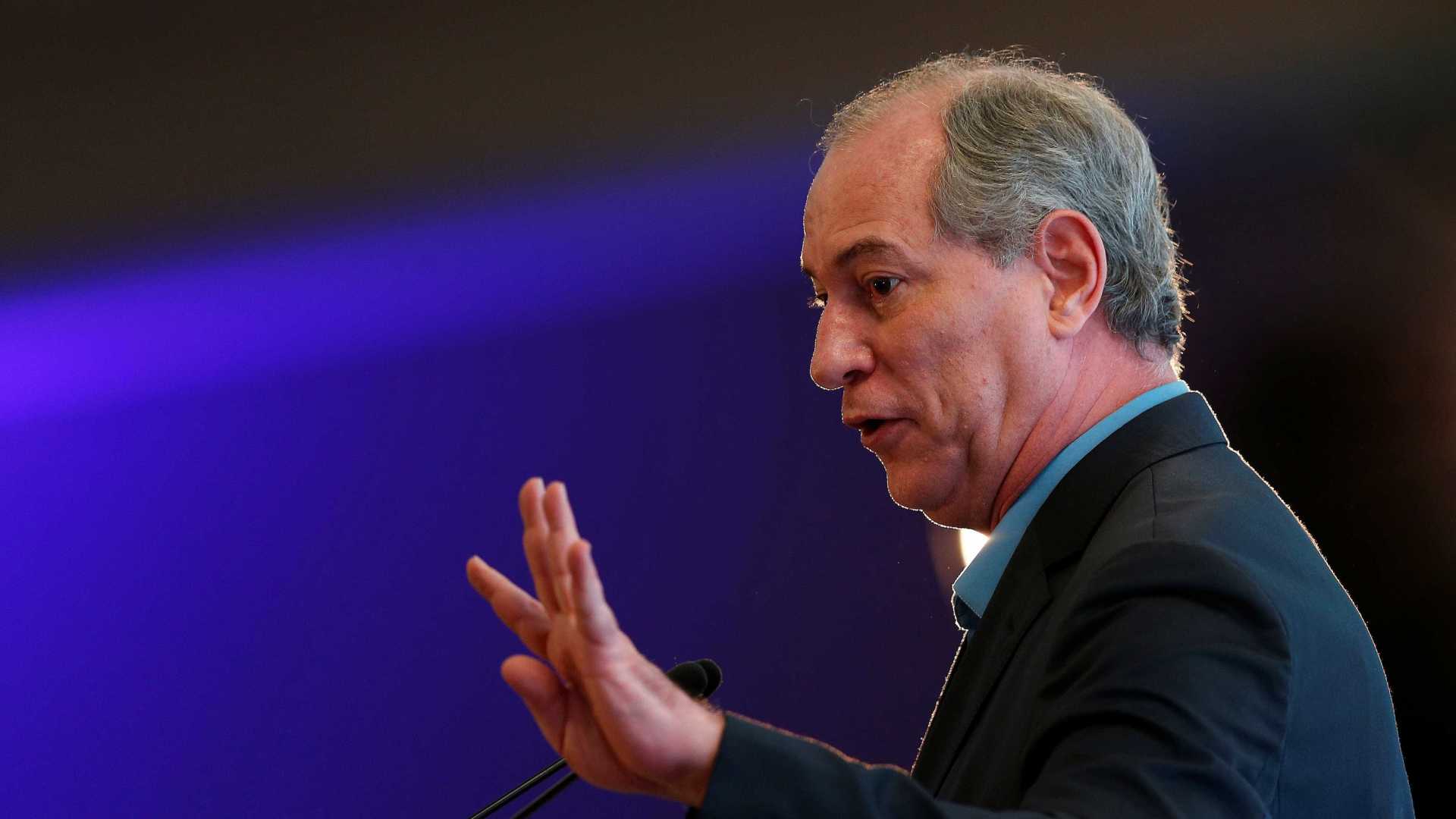 Não sou dessa esquerdinha boboca que alisa bandido, diz Ciro