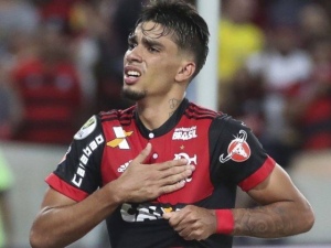 Jornal revela interesse do Barcelona em Lucas Paquetá