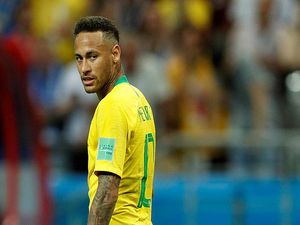 Tite acaba com rodízio e escolhe Neymar como capitão da seleção