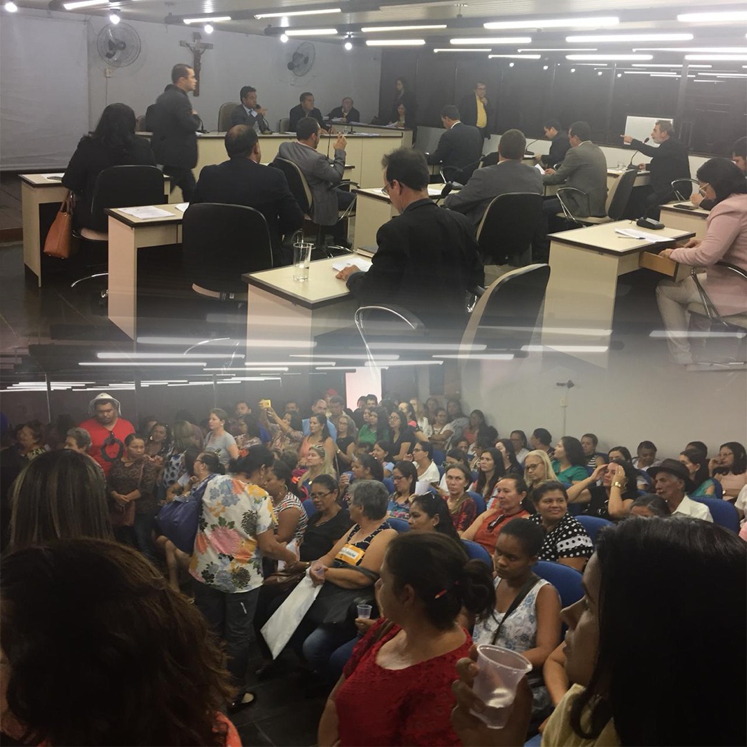 Olho Vivo: Atitude “irresponsável” de prefeito JC gera desconforto para vereadores e professores