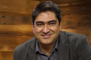 Zeca Camargo desembarca em Alagoas para noite de autógrafos na capital