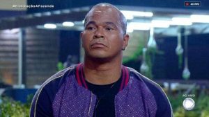 Chulapa é eliminado do reality ‘A Fazenda’ com 15,9% dos votos