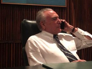 Temer telefona para Bolsonaro: ‘Brasil precisa de governo de paz e harmonia