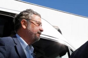 Moro quebra sigilo de parte da delação de Palocci