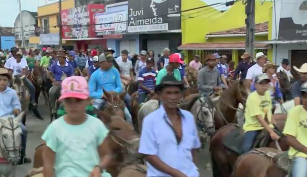 Cavalgada reúne devotos de Nossa Senhora Aparecida em Maribondo