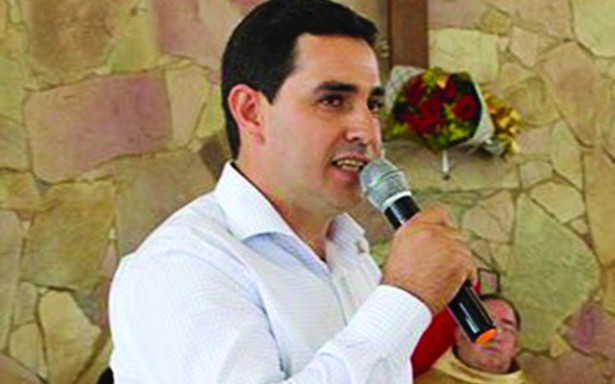 Prefeito mais bem avaliado elege seus correligionários