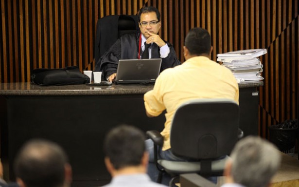 Acusados de matar mãe para atingir filho são condenados