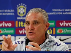 Tite confirma só Walace e não revela Seleção para amistoso