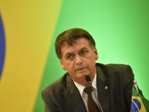 Bolsonaro diz que soberania e leis do Brasil devem ser respeitadas