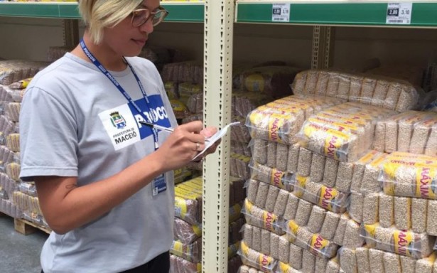 Cesta básica pode ser comprada a partir de R$ 27 em Maceió