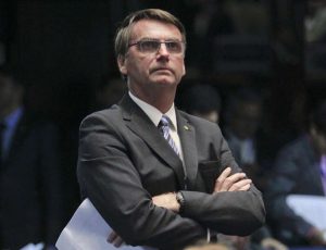 Bolsonaro faz primeira viagem como presidente eleito a Brasília nesta terça (06)