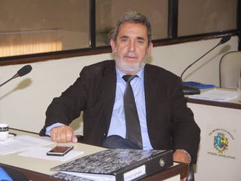 Vereadores protocolam requerimento solicitando extratos bancários do Fundef de Palmeira dos Índios