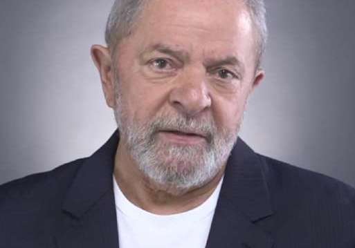 Defesa de Lula pede absolvição alegando conflito de interesse de Moro