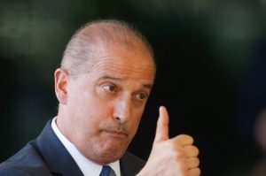 Ministro que virar réu sairá do governo, diz Bolsonaro