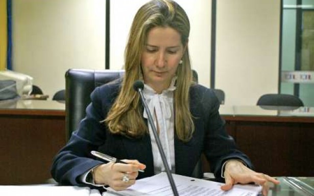 Atual presidente do TCE depende de voto de substituta para se reeleger