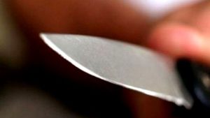 Jovem invade igreja e dá facadas em fiéis durante culto