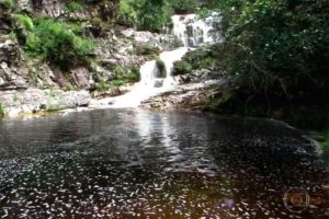 Cinco morrem em tromba d’água durante rapel em Minas Gerais